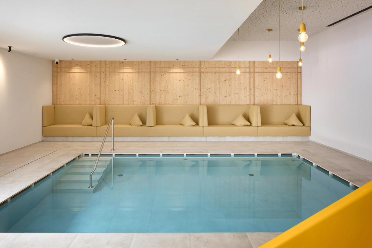 Movi Family Apart-Hotel ****S Корвара ин Бадия Екстериор снимка